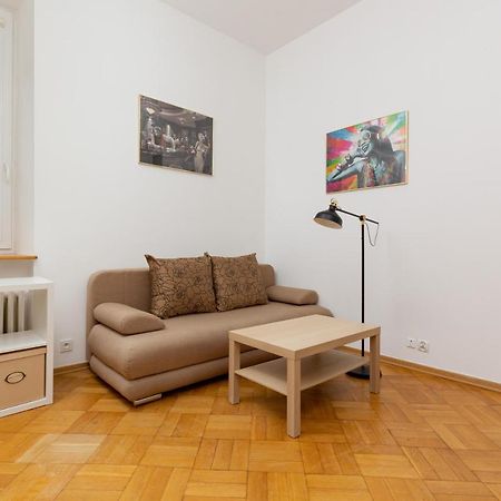 Downtown Studio Apartment By The Park By Noclegi Renters Warschau Exterior foto